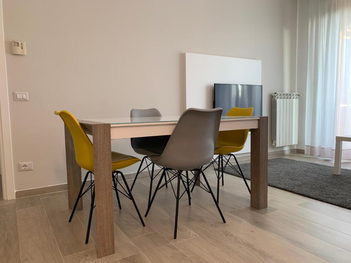 Trilocale In Zona Bocconi/Navigli Apartment Milan Bagian luar foto