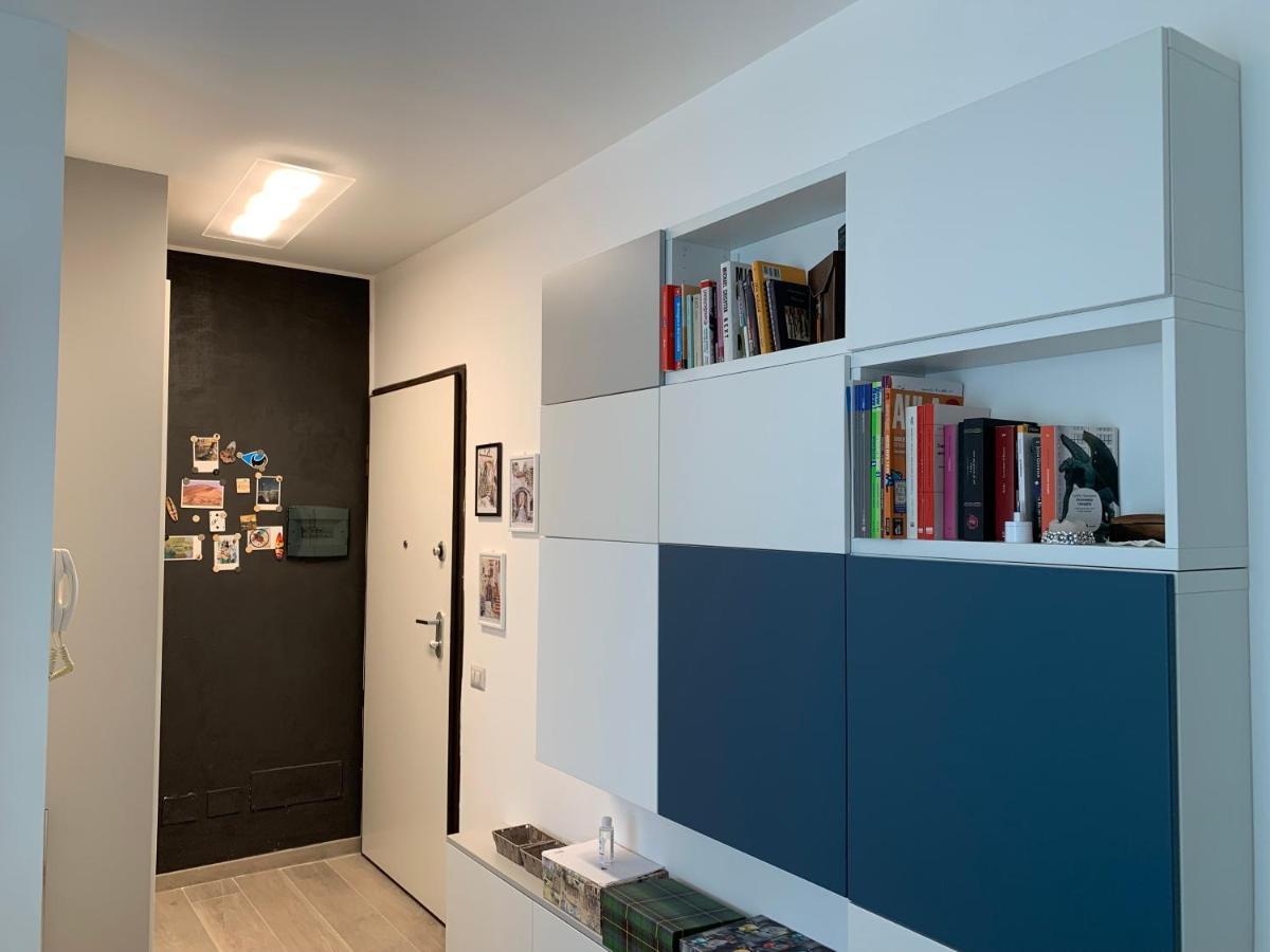 Trilocale In Zona Bocconi/Navigli Apartment Milan Bagian luar foto