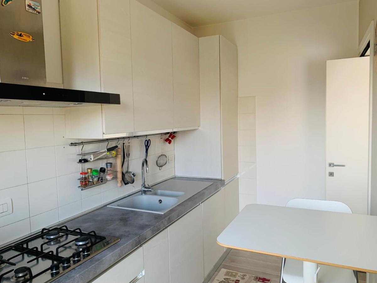 Trilocale In Zona Bocconi/Navigli Apartment Milan Bagian luar foto